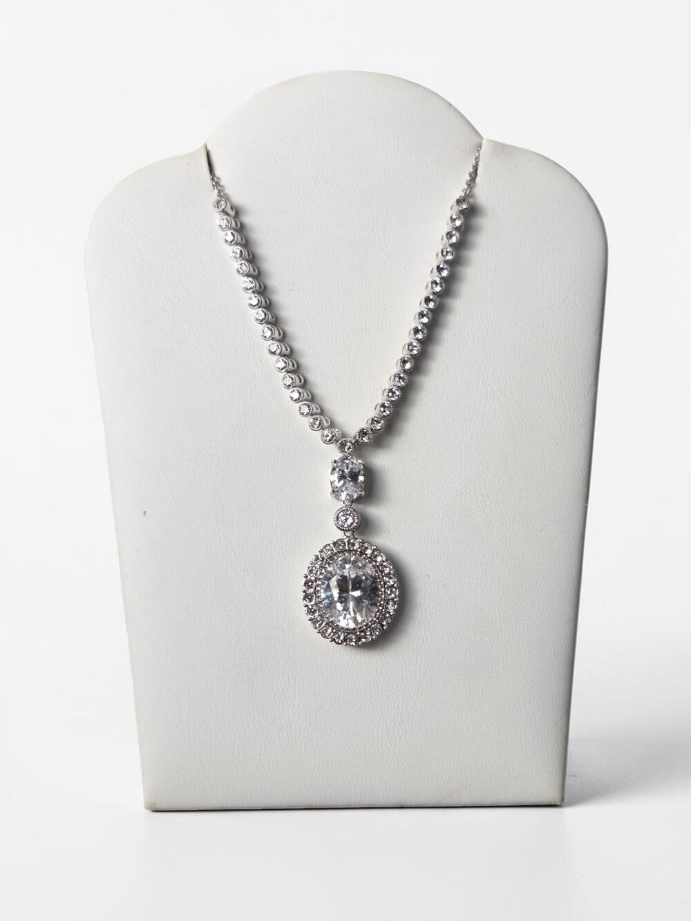 Monet Silver Metal Rhinestones Cluster Statement Dainty Necklace